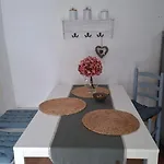 Daire Teljesen Felszerelt Kis Haz, Sajat Udvarral :) - Notre Petite Maison Peçuy
