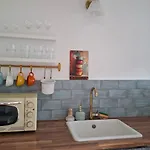 Teljesen Felszerelt Kis Haz, Sajat Udvarral :) - Notre Petite Maison * Peçuy