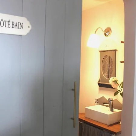 Apartmán Teljesen Felszerelt Kis Haz, Sajat Udvarral :) - Notre Petite Maison