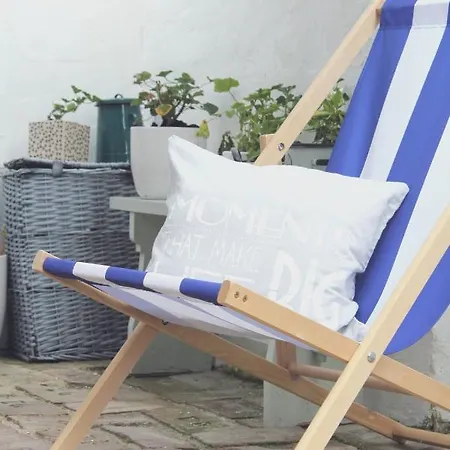 Teljesen Felszerelt Kis Haz, Sajat Udvarral :) - Notre Petite Maison Apartment