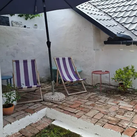 Apartmán Teljesen Felszerelt Kis Haz, Sajat Udvarral :) - Notre Petite Maison *