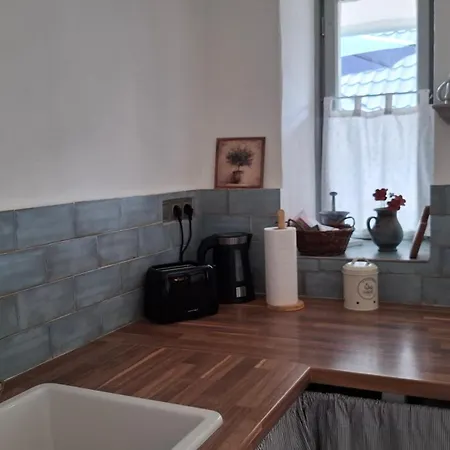 Teljesen Felszerelt Kis Haz, Sajat Udvarral :) - Notre Petite Maison Pětikostelí