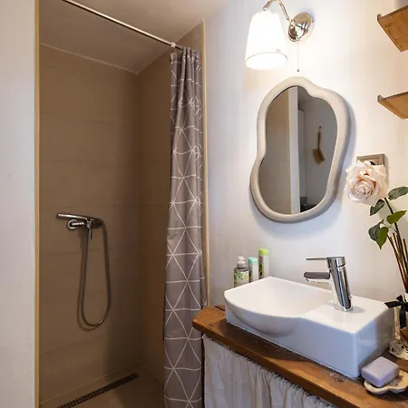 Teljesen Felszerelt Kis Haz, Sajat Udvarral :) - Notre Petite Maison Apartmán Pětikostelí