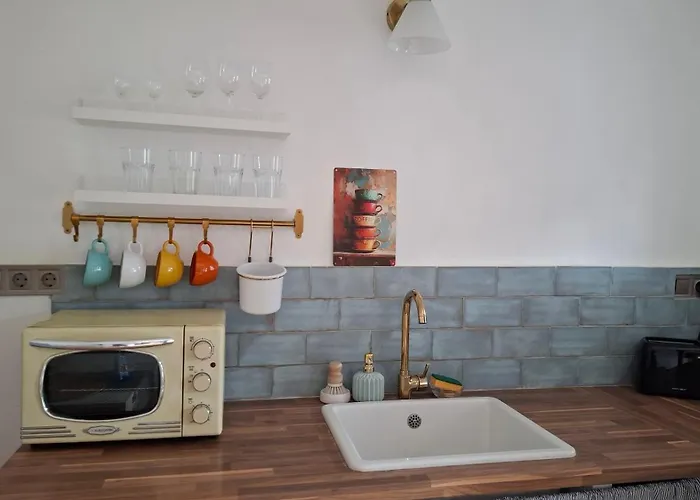 Teljesen Felszerelt Kis Ház, Saját Udvarral :) - Notre Petite Maison * Pécs